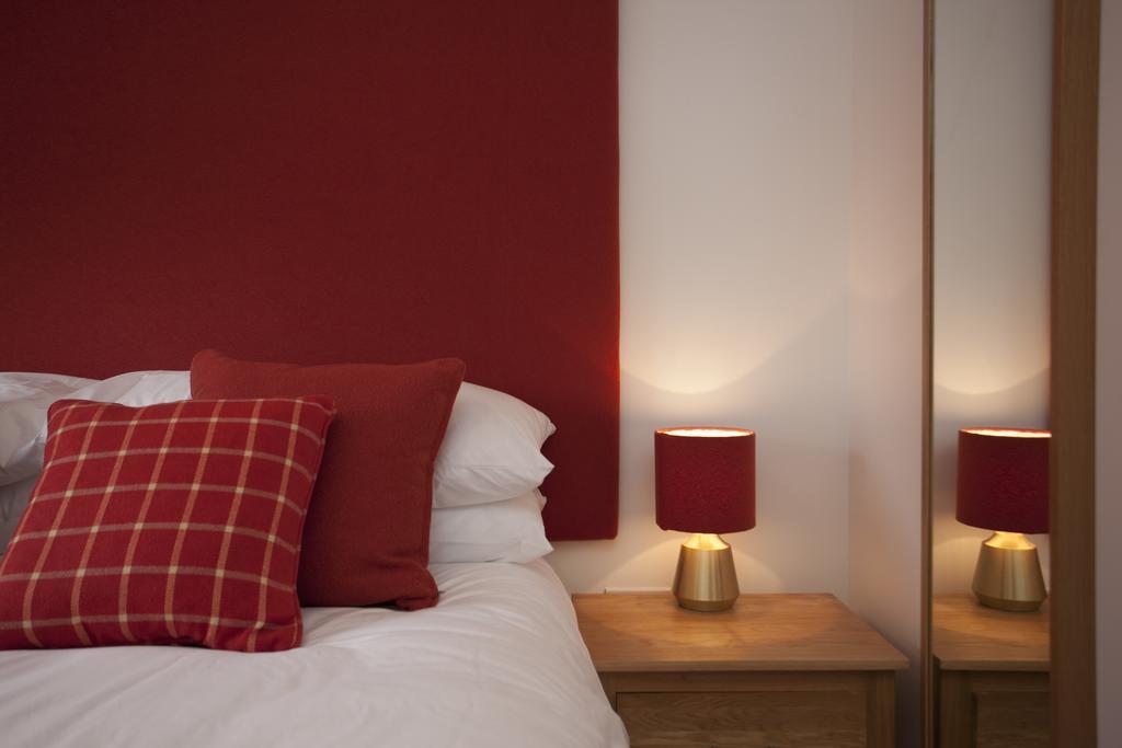 Dbs Serviced Apartments - The Mews Castle Donington Exterior photo