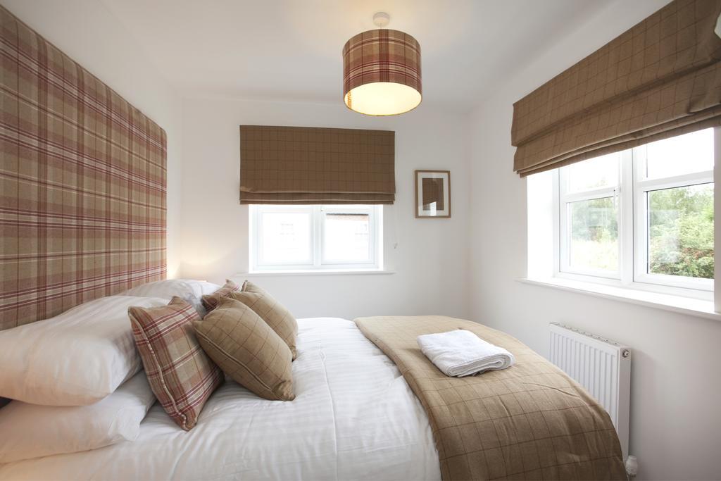 Dbs Serviced Apartments - The Mews Castle Donington Exterior photo